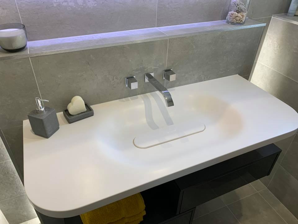 Dark principal en-suite, Monifieth
